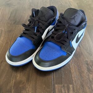 Jordan 1 Low Royal Toe